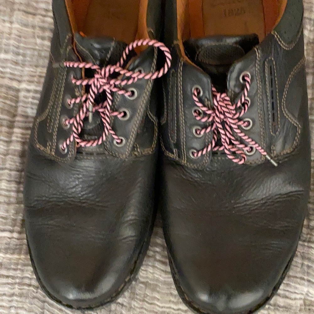 Black leather casual shoes.